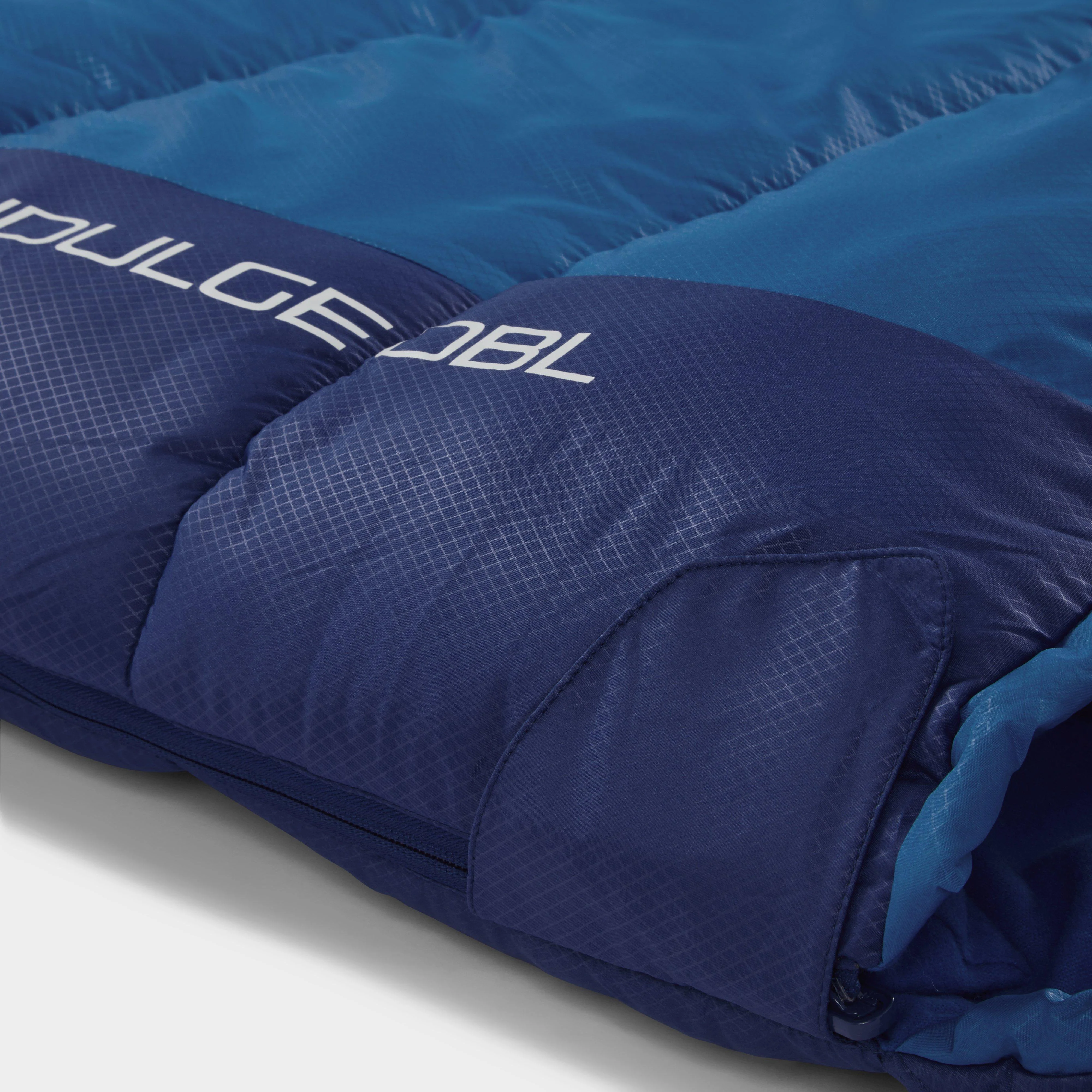 Indulge Double Sleeping Bag - Image 8