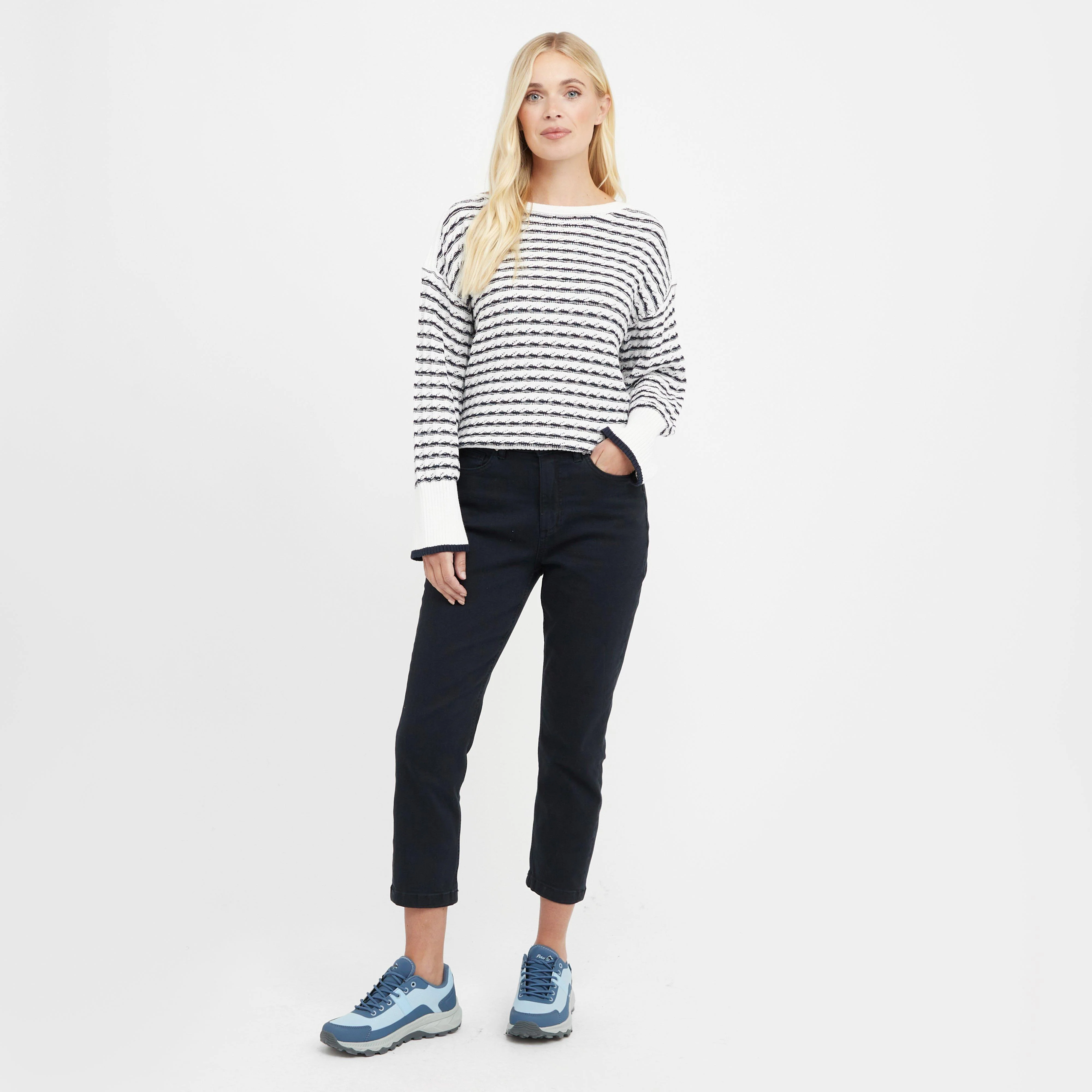 Women’s Cropped Jeans - Image 3