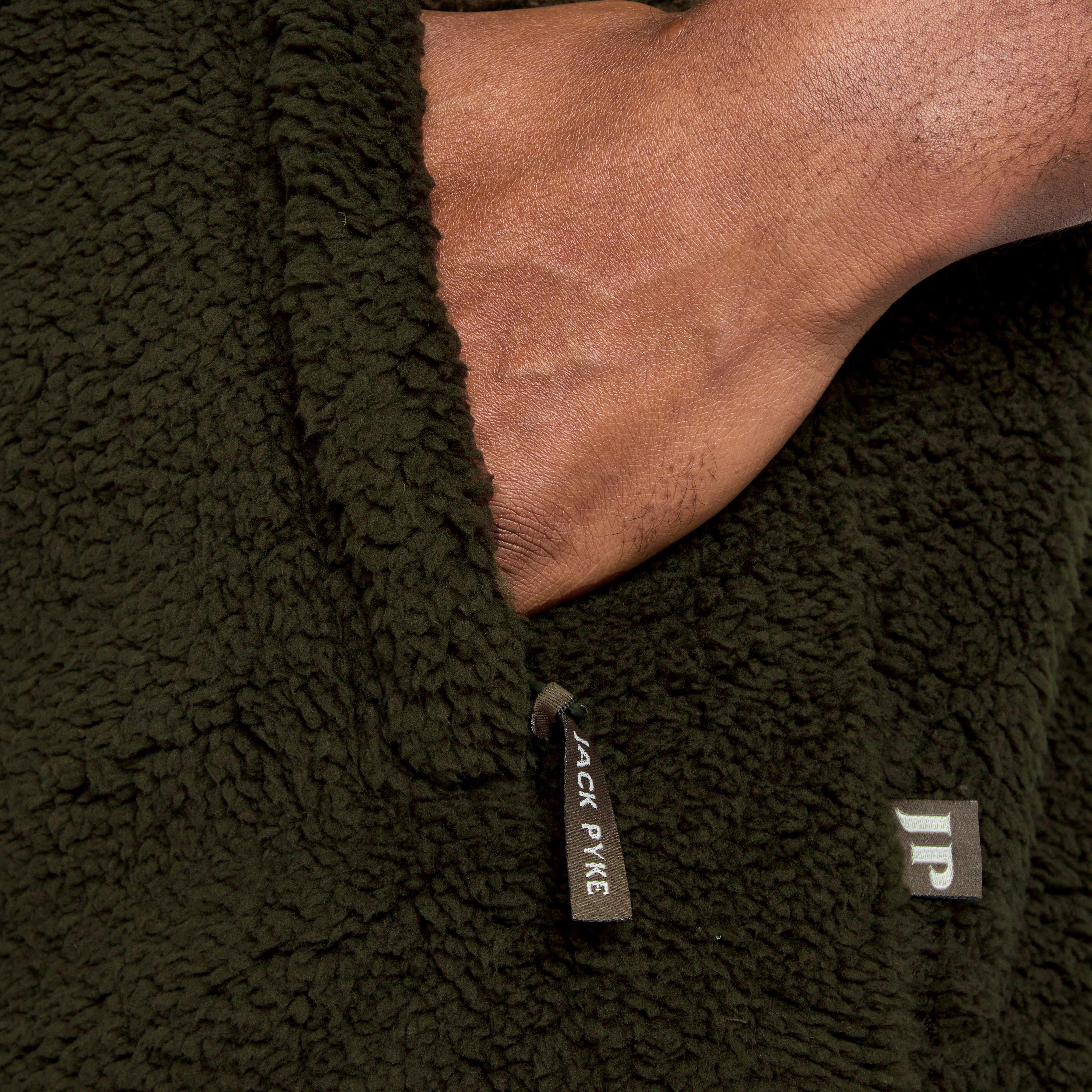 Sherpa Fleece Gilet - Image 5