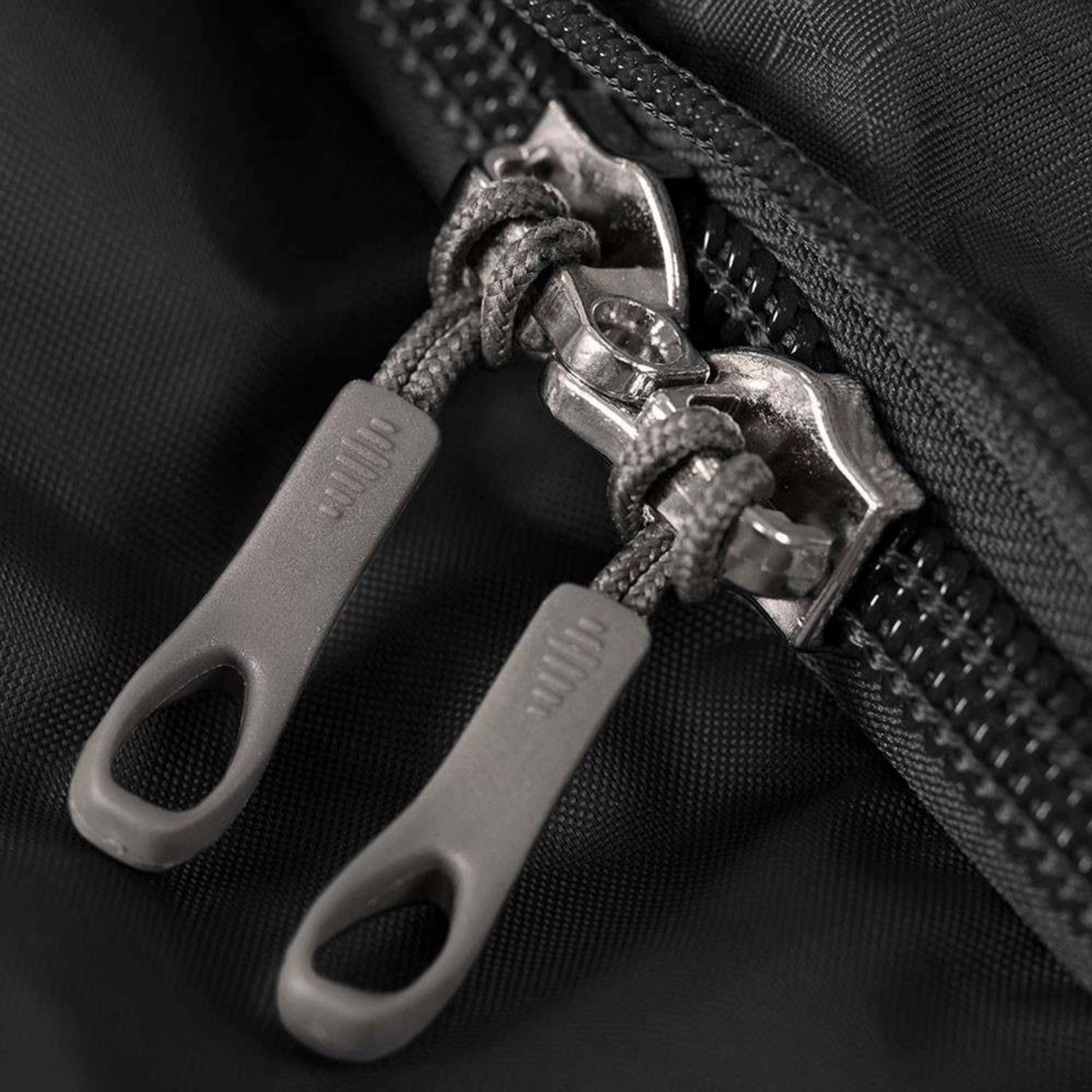Farpoint 40L Backpack - Image 3
