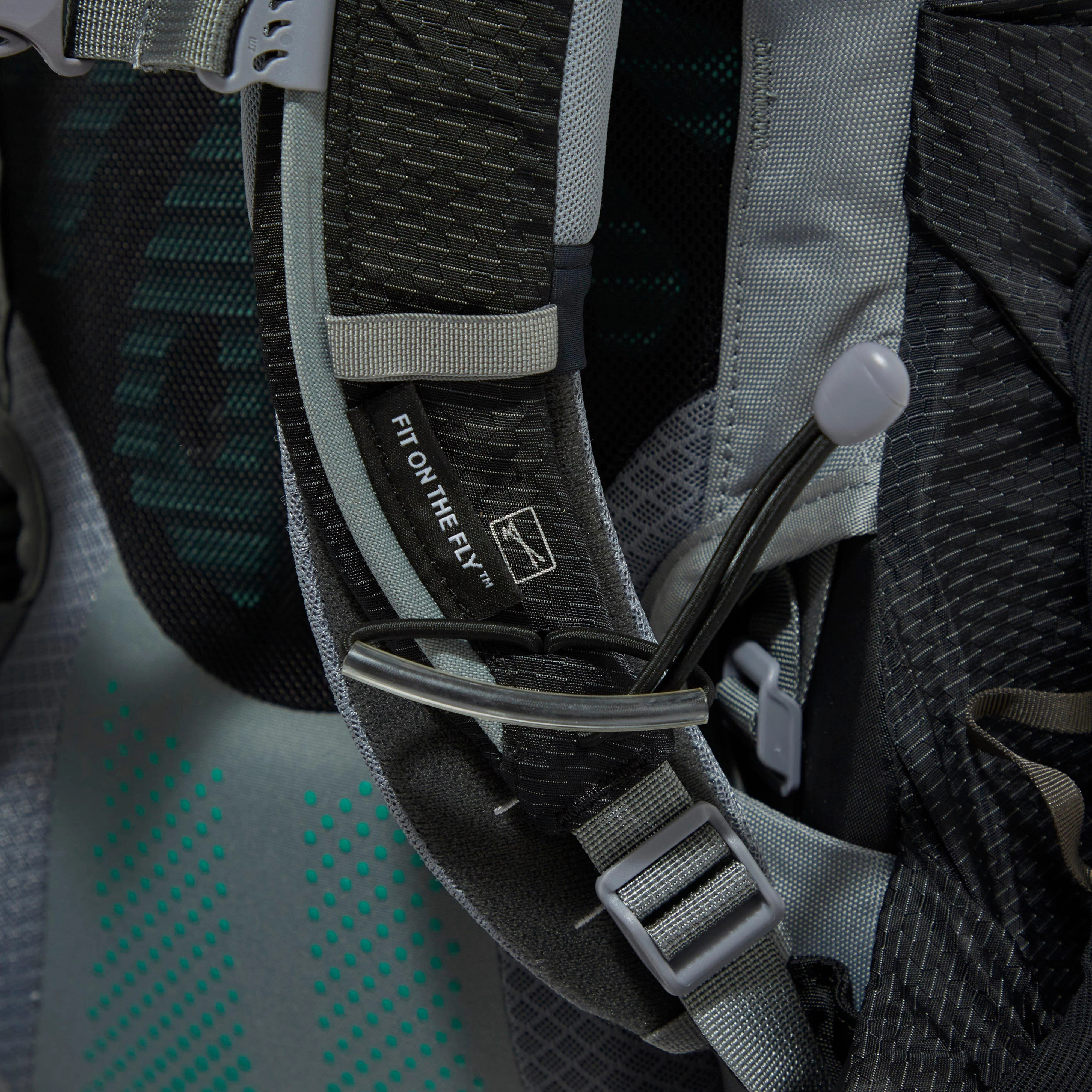 Women’s Ariel Plus 70L Rucksack - Image 8